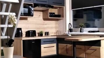 House, 3 Bedrooms, Patio | Interior