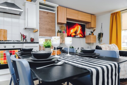 Stylish 2BR Apartment on Brick Lane – Near Shoreditch