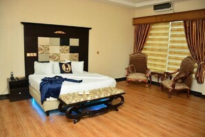 Economy Studio, Balcony, Beach View - LJ GRAND RESORT (Asaba)