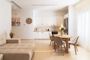 Living area - Nerida Luxury Villa 1 (3W3F+8W Ampelouzos)