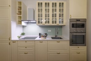Fridge, microwave, dishwasher - Marcona, 1 - Quiet two-room Milanese apartment (Milan)