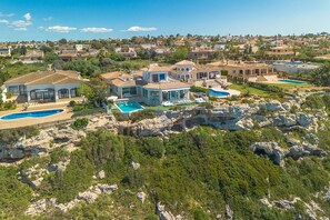 Exterior - Luxury Villa Sea Views 6 rooms 12 pax wifi air conditioning (LLucmajor)