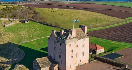 Fenton Tower - Nine Bedroom Villa, Sleeps 17