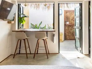 7 bedrooms, iron/ironing board, free WiFi, bed sheets - Papi's Tropical Pool Paradise (San Juan)