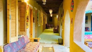 Phòng 3 Economy, sân hiên, quang cảnh vườn | Nội thất