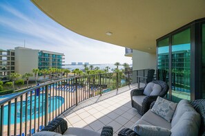 Property grounds - Phoenix on the Bay 1309  Bayfront Luxury Lazy River, Pools & Marina (Orange Beach)