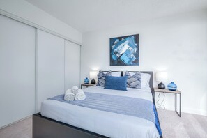 Business Suite, Balcony, City View