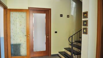 Rumah, patio | Interior