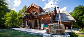 “Chalet de l'Onde” – Nature Retreat for 12, Family & Sports Base in Vallouise-Pelvoux