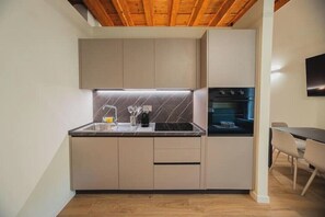 Private kitchen - [Juliet House] 4+1 beds + apartment near the Arena (Verona)