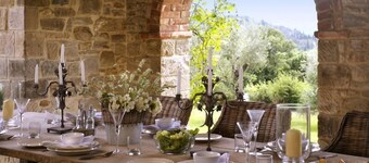Villa Sartino - Seven Bedroom Castle, Sleeps 12