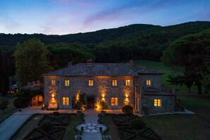 Exterior - Villa Sartino - Seven Bedroom Castle, Sleeps 12 (Umbertide)