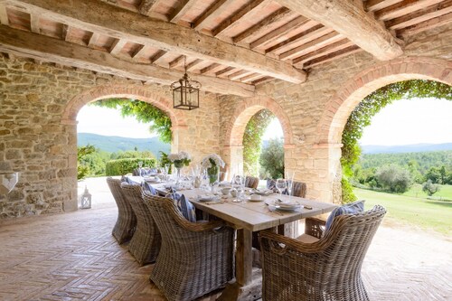 Villa Sartino - Sieben Schlafzimmer , Schläft 12