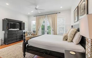 4 bedrooms, iron/ironing board, free WiFi, bed sheets - 🏖️Walk to Beach | 4 Bikes | Game Room | Pool | Fleur de Sea Main House🏖️ (Inlet Beach)