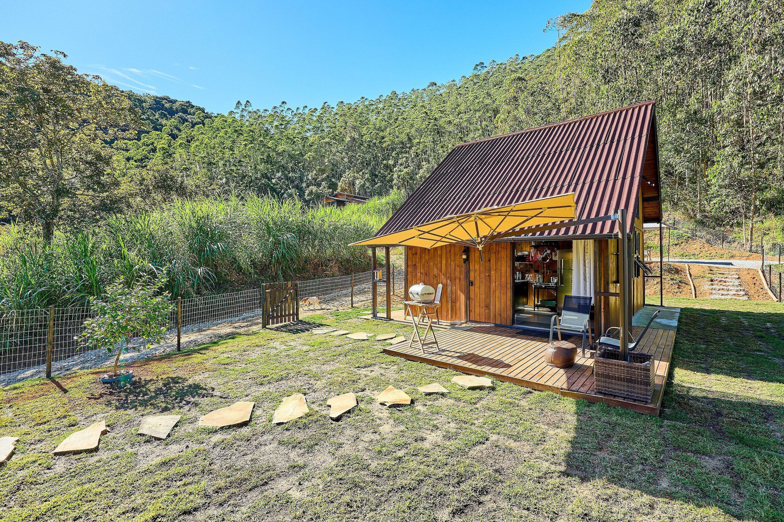 Cabin | Exterior