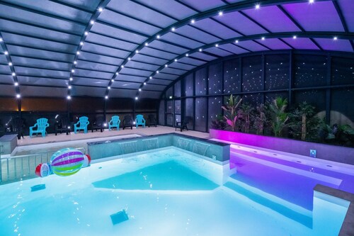 Studio BRUME  In the heart of PORTBAILAccess to the swimming pool