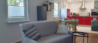 1 room apartment with terrace, quietly situated on the edge of a field.