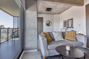 TV, offices - Moderno Loft a 5 minutos de Puerto Madero 11A (Buenos Aires)