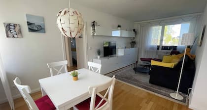 Grandioser Blick auf die Fähren, ruhige Lese-Inseln und top Lage für Ausflüge