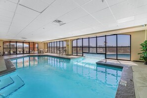 Pool - 🏖️Swim Through Indoor/Outdoor Pool | Private Beach Access | Harbour Place 502 (Orange Beach)