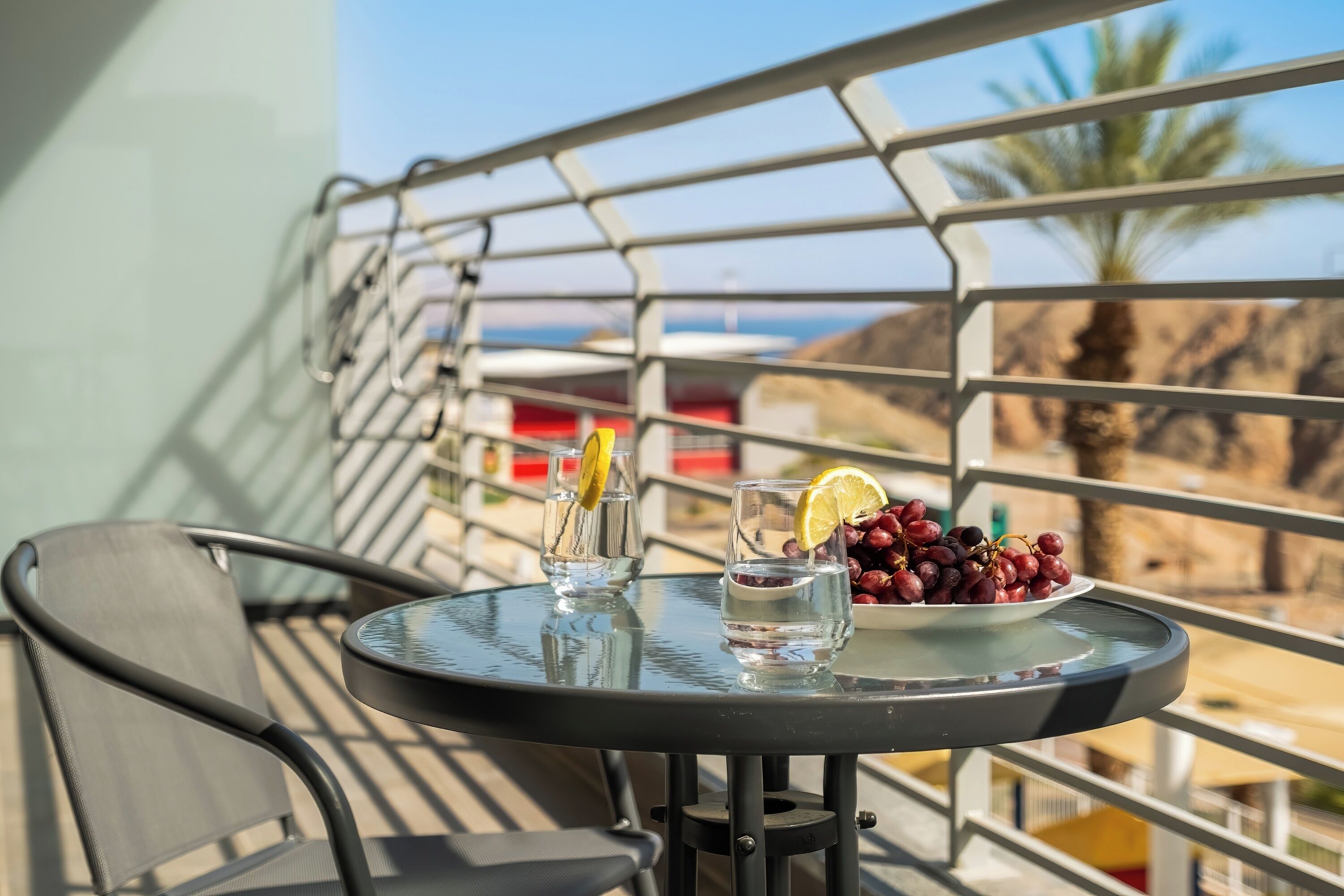 Apartment, 1 Bedroom, Balcony, Mountain View | Outdoor dining