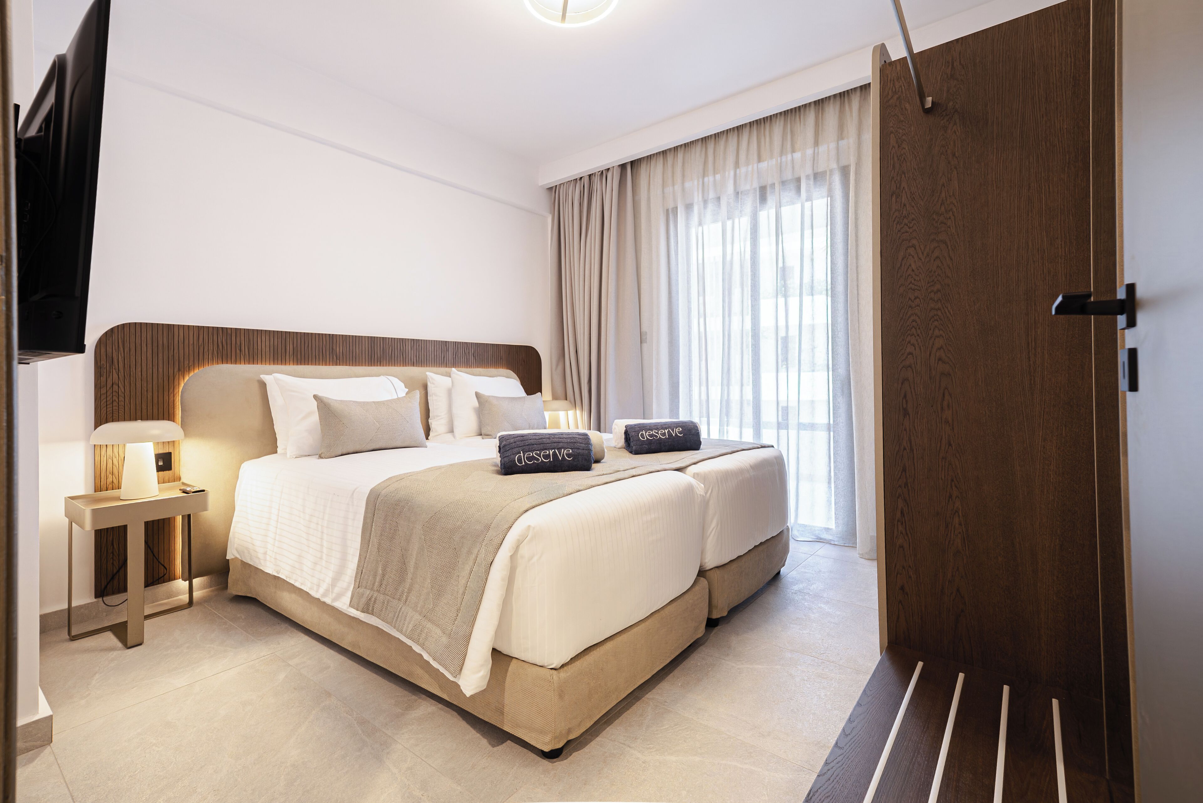 In-room safe, desk, laptop workspace, iron/ironing board