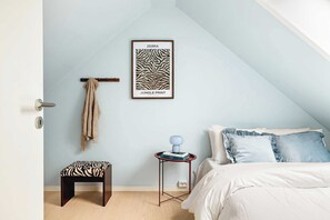 2 bedrooms, iron/ironing board, travel cot, WiFi - Bryggen Suites l 1min to Bryggen & Floyen (Bergen)