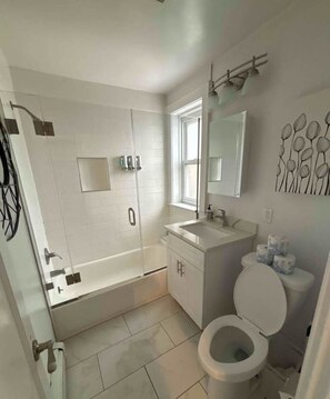 Hair dryer - Gorg 2 BR/1BA Mins to NYC (Jersey City)