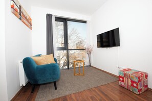 Living area - Cozy 1-Bedroom Apartment with Easy Access to Vienna’s Old Town #4of4 (Vienna)