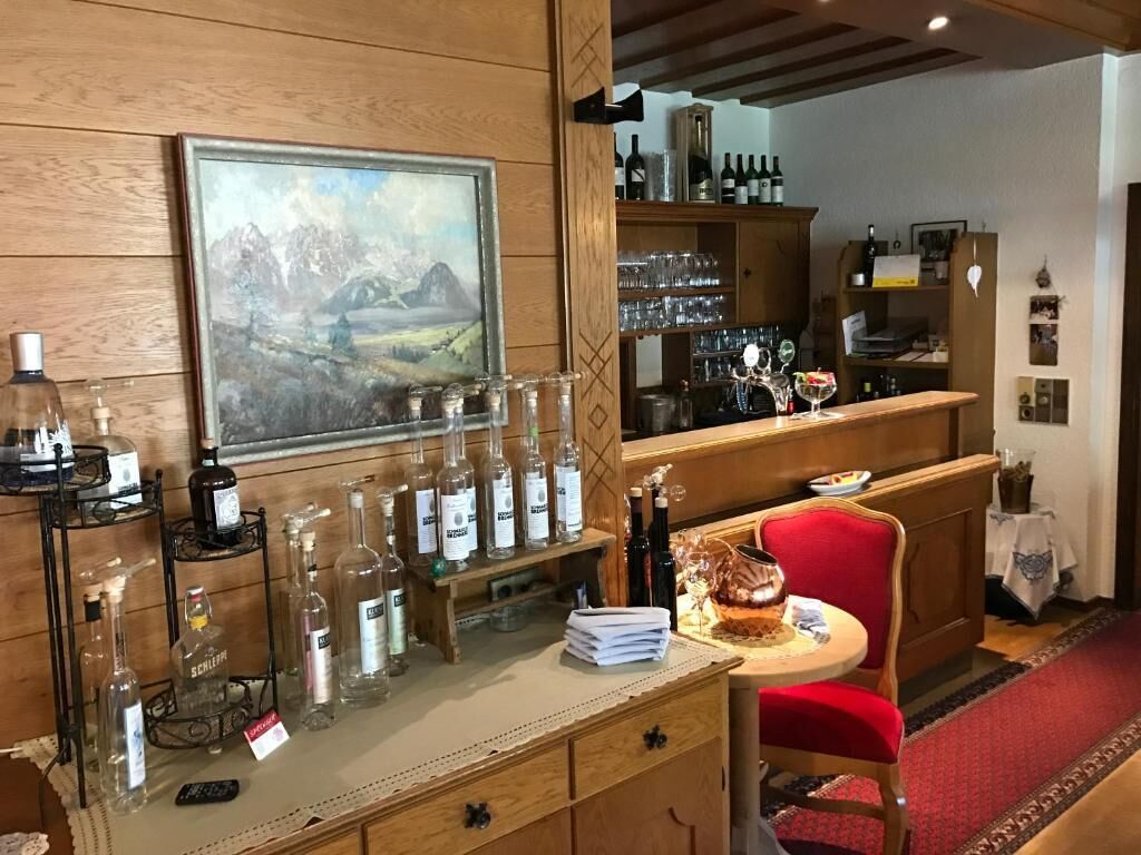 Bar (in der Unterkunft)