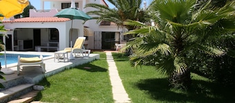 Country House 'Quinta Da Eira' with Private Pool, Wi-Fi and Air Conditioning