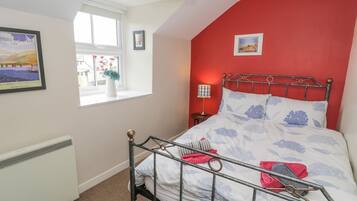 2 bedrooms, individually decorated, individually furnished, free WiFi