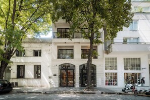 Exterior - Portal Arévalo in Palermo by Magno | 71 (Buenos Aires)