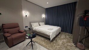 Apartment, 1 Bedroom, Accessible, Smoking - 007s Tara-jre Jabal Al Lweibdeh With Stunning View (Amman)