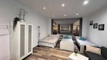 Familie studio, uitzicht op binnenplaats