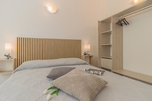 1 bedroom, iron/ironing board, free WiFi, bed sheets - Cà Magnolia Appartamento 2 by Varenna Holidays (Lierna)