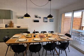 Dining - Luxury ski-in/out apartment with terrace (Briançon)