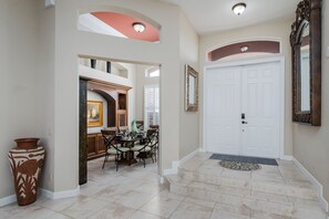 Interior - 8 Guest - Pool and Spa Canal-Side With Direct Access (Marco Island)
