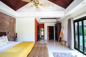 3 bedrooms, iron/ironing board, Internet, bed sheets - 3 BDR Private Pool Villa • 8 min to Ao Nang Beach (Ao Nang)