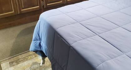 Tranquil 1-bedroom camper with heat/AC in Mobile