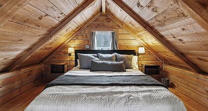 The Acorn Cabin | Firepit | Nature | Pet-Friendly