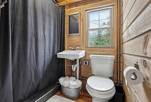 Een douche, handdoeken
