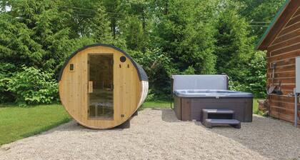 Pine Cabin | Hot tub | Sauna | Close Warren Dunes