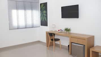 Habitación doble Deluxe, balcón | Interior