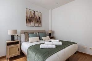 1 bedroom, iron/ironing board, free WiFi - Waou Urban Home Gran Via III - Short Term (Madrid)