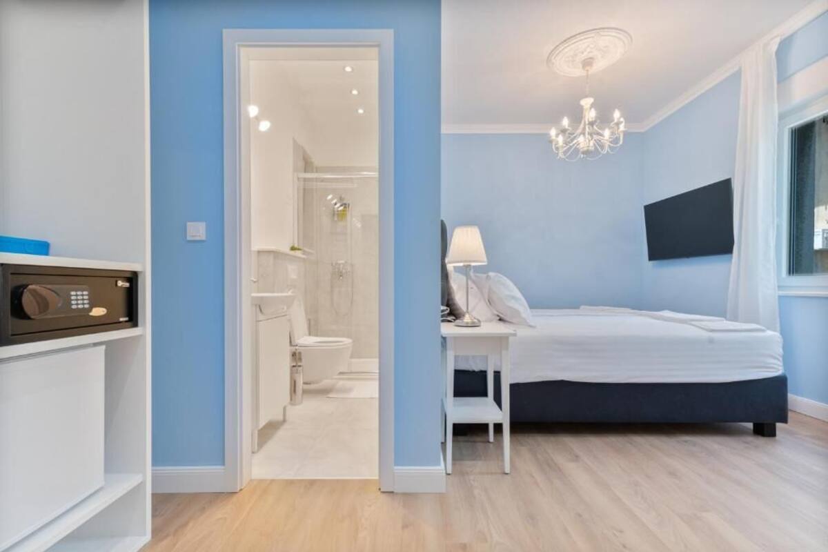 Comfort Room, Street View | Cadar kapas Mesir, peralatan tempat tidur premium, busa memori 