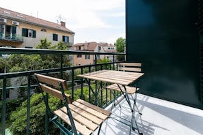 Klassieke kamer | Buiten dineren