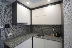 Private kitchen - Vrbo Property (PAMUKKALE)