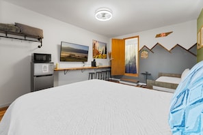 1 bedroom, WiFi, bed sheets