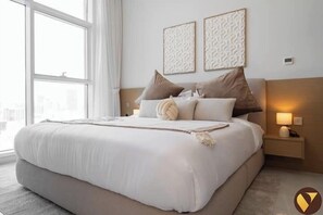 Luxury Apartment, Balcony, City View - Skyz Danube near Dubai Miracle Garden (Dubai)